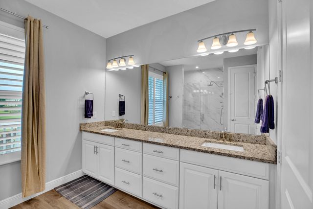 6213 Arcadia Square, Vero Beach, FL 32966