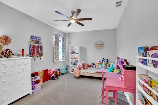 6213 Arcadia Square, Vero Beach, FL 32966