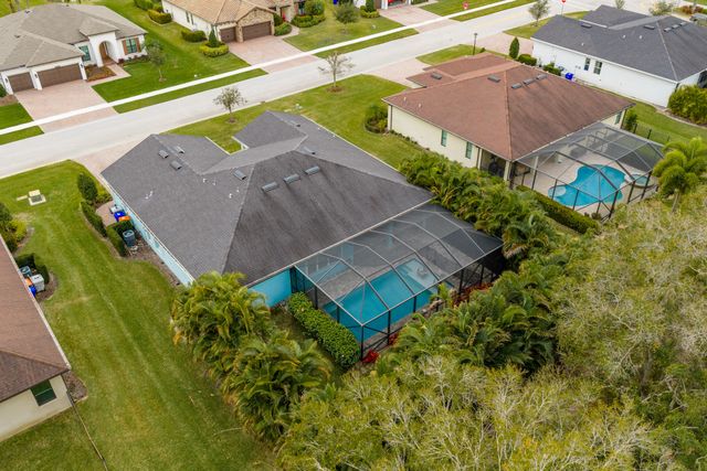 6213 Arcadia Square, Vero Beach, FL 32966