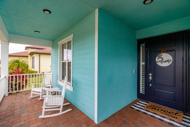 6213 Arcadia Square, Vero Beach, FL 32966