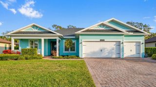 6213 Arcadia Square, Vero Beach, FL 32966