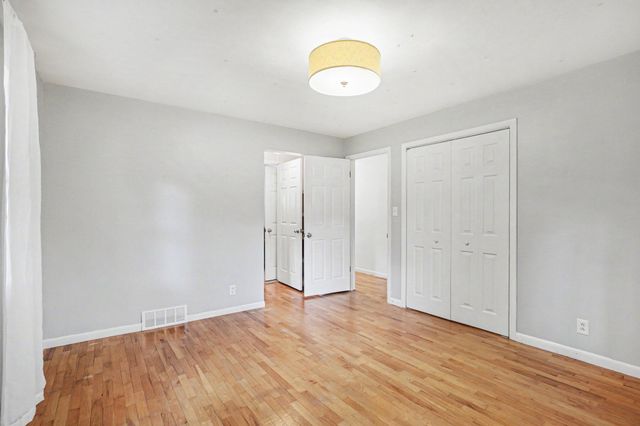 2591 142nd Avenue, Holland, MI 49424