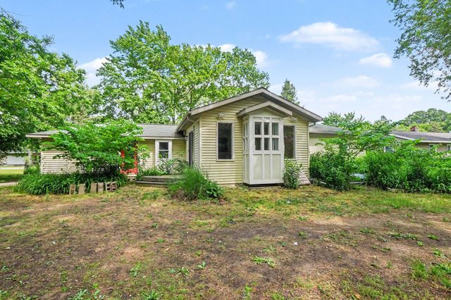 2591 142nd Avenue, Holland, MI 49424