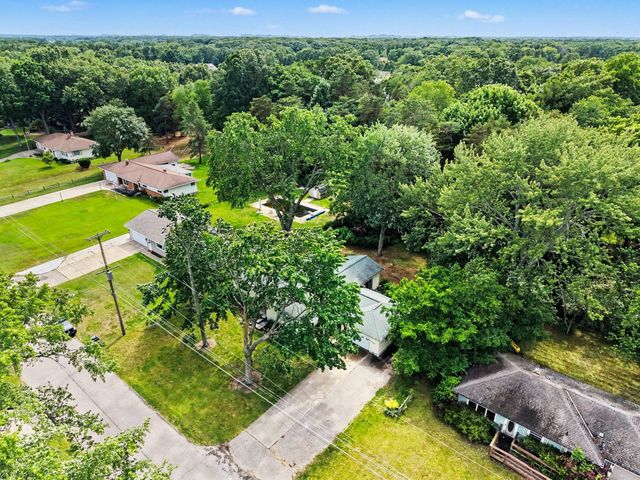 2591 142nd Avenue, Holland, MI 49424