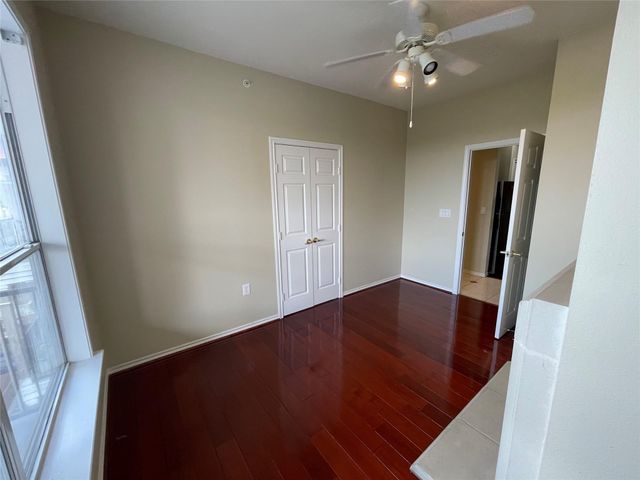 2400 Mccue Road 430, Houston, TX 77056