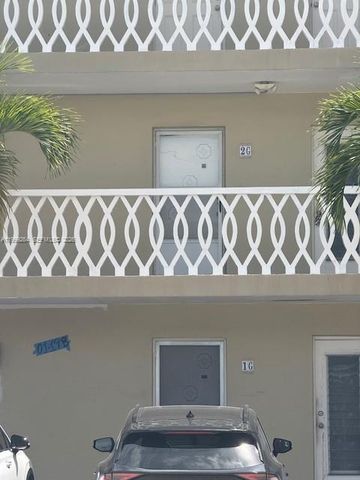 450 Golden Isles Dr 2G, Hallandale Beach, FL 33009