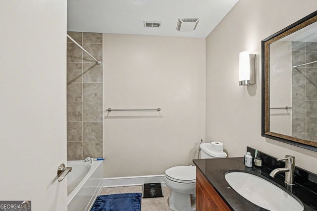 222 12th Street NE 905, Atlanta, GA 30309