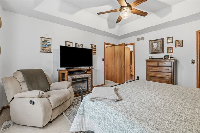 7808 Ashton Woods Drive, Portage, MI 49024