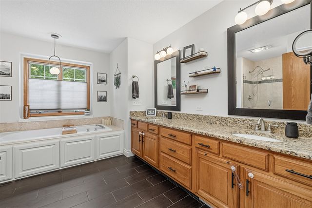 7808 Ashton Woods Drive, Portage, MI 49024