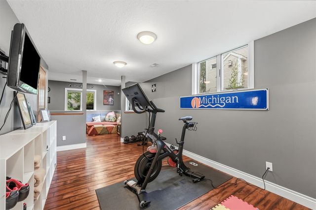 7808 Ashton Woods Drive, Portage, MI 49024