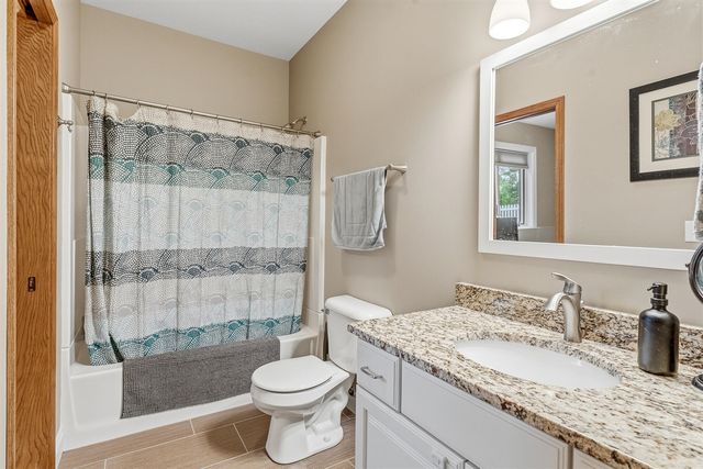 7808 Ashton Woods Drive, Portage, MI 49024