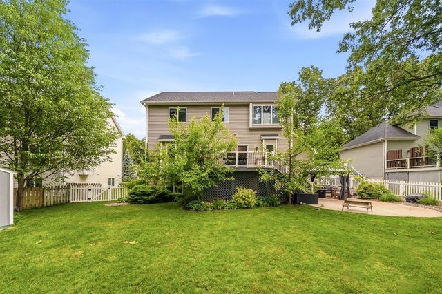 7808 Ashton Woods Drive, Portage, MI 49024