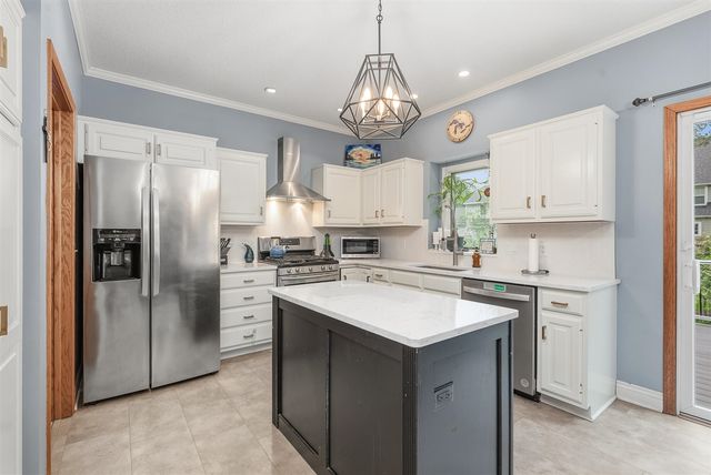 7808 Ashton Woods Drive, Portage, MI 49024