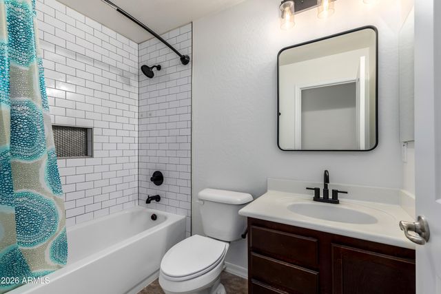 5623 S 27th Drive, Phoenix, AZ 85041