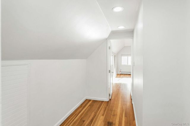 38 Fireplace Lane, Hicksville, NY 11801