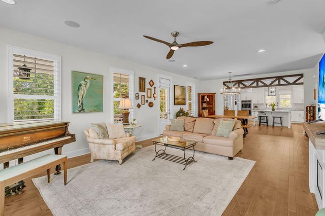 1641 Indy Drive, North Charleston, SC 29405
