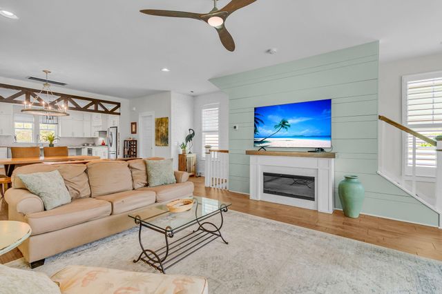 1641 Indy Drive, North Charleston, SC 29405
