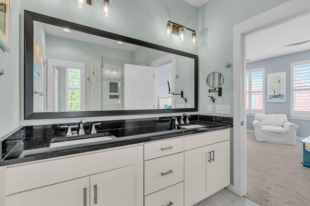 1641 Indy Drive, North Charleston, SC 29405