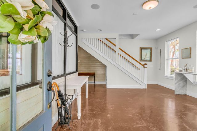1641 Indy Drive, North Charleston, SC 29405