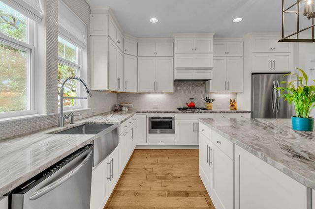 1641 Indy Drive, North Charleston, SC 29405