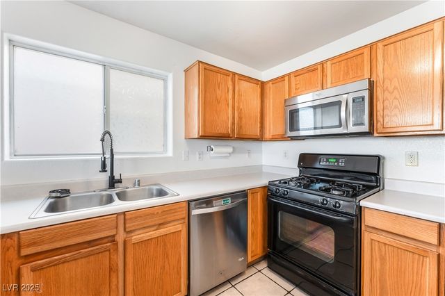 3506 Gold Sluice Avenue, North Las Vegas, NV 89032