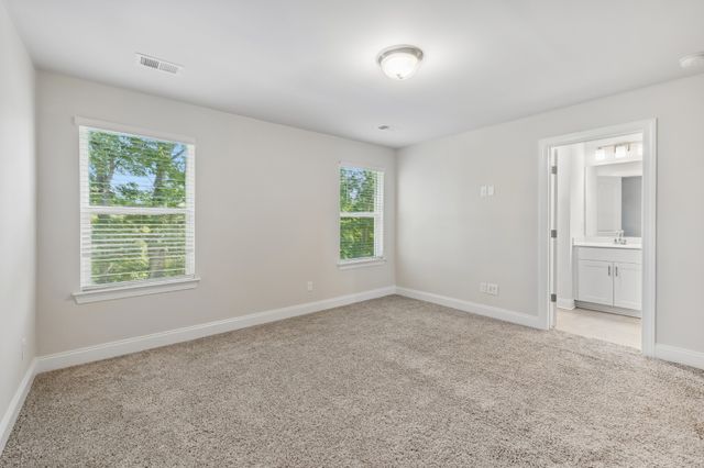 1738 Tahoma Dr, Lebanon, TN 37087