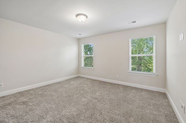 1738 Tahoma Dr, Lebanon, TN 37087