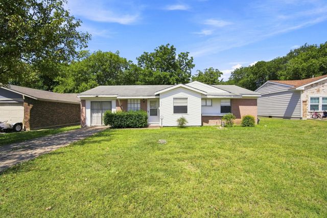 647 Power Drive, Duncanville, TX 75116