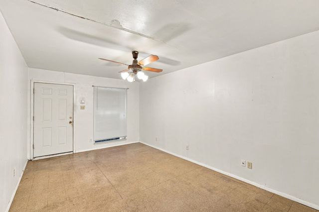 647 Power Drive, Duncanville, TX 75116