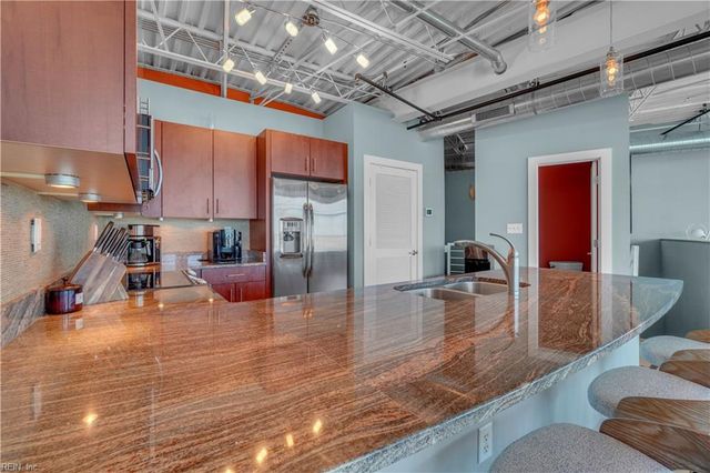 415 Saint Pauls Blvd Unit 709, Norfolk, VA 23510