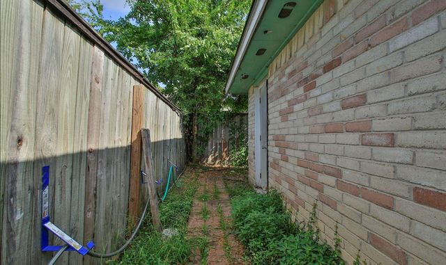 3111 Oak Rock Circle, Spring, TX 77373