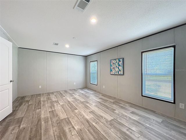 8561 NW 13TH COURT, Ocala, FL 34475