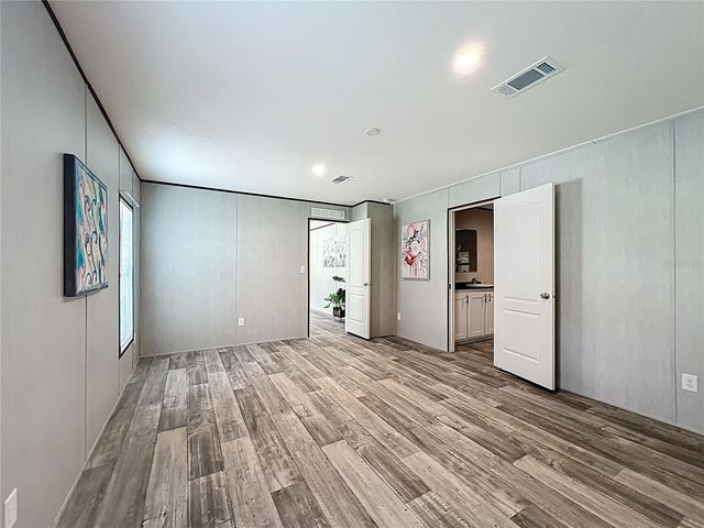 8561 NW 13TH COURT, Ocala, FL 34475