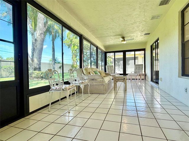 5869 Sunswept Ln B, Boynton Beach, FL 33437