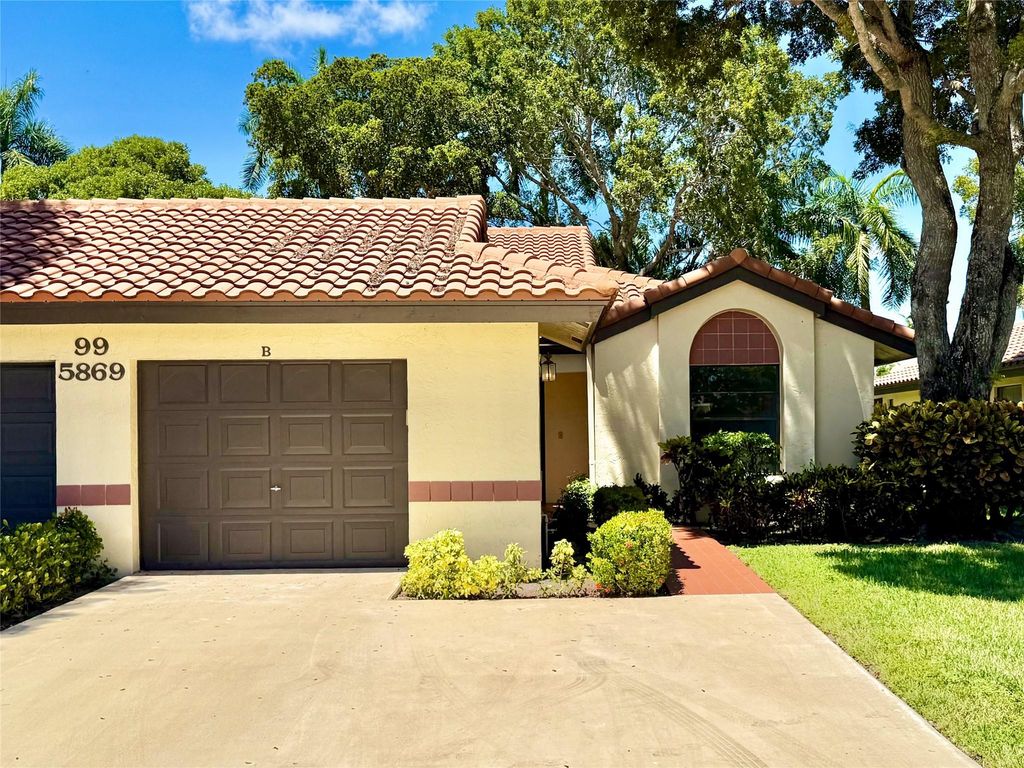 5869 Sunswept Ln B, Boynton Beach, FL 33437