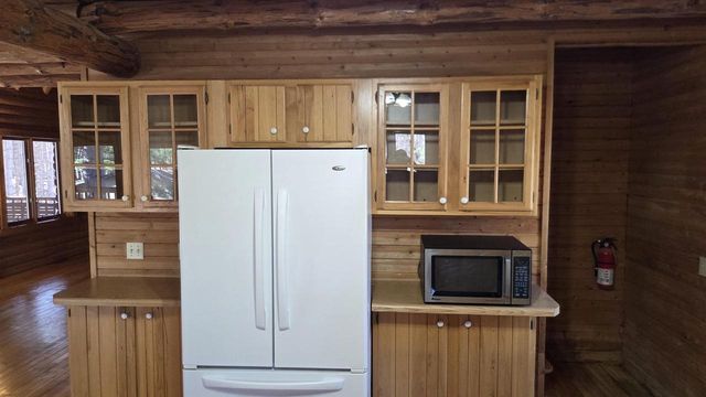 8550 N 5th Avenue, Westfield, WI 53964