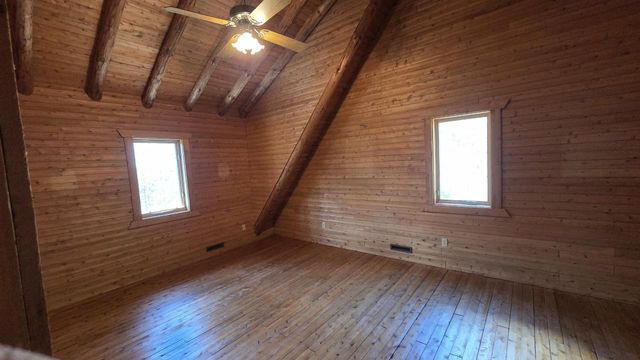 8550 N 5th Avenue, Westfield, WI 53964