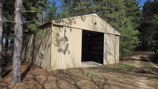 8550 N 5th Avenue, Westfield, WI 53964