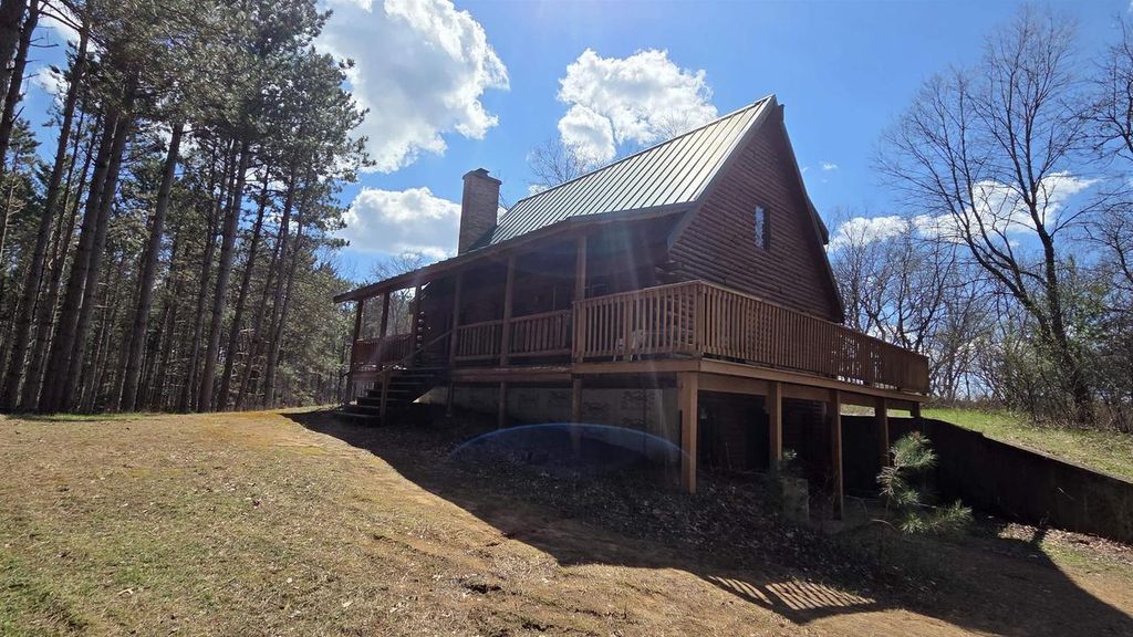 8550 N 5th Avenue, Westfield, WI 53964