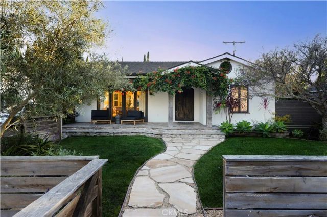 2620 Riverside Drive, Costa Mesa, CA 92627