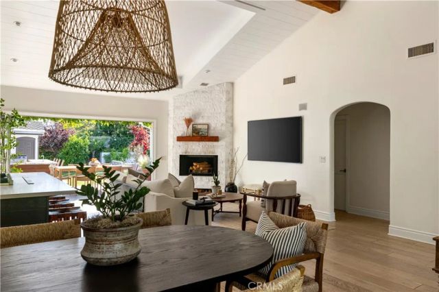 2620 Riverside Drive, Costa Mesa, CA 92627