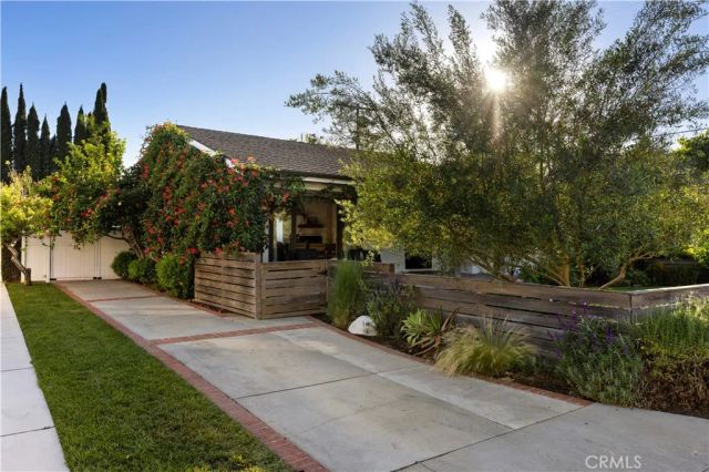 2620 Riverside Drive, Costa Mesa, CA 92627