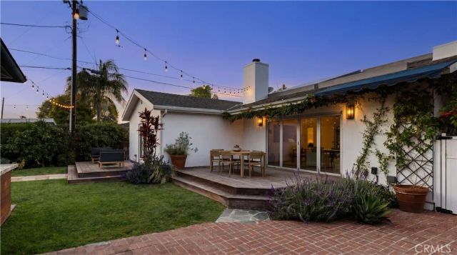 2620 Riverside Drive, Costa Mesa, CA 92627