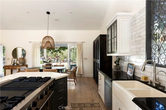 2620 Riverside Drive, Costa Mesa, CA 92627