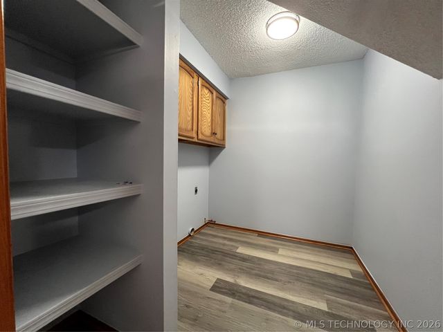 8519 E 64th Street, Tulsa, OK 74133