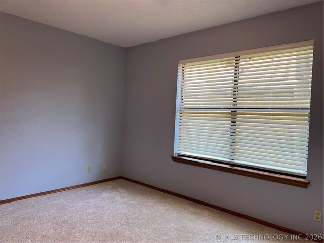 8519 E 64th Street, Tulsa, OK 74133