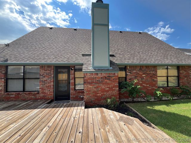 8519 E 64th Street, Tulsa, OK 74133