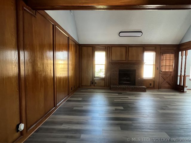 8519 E 64th Street, Tulsa, OK 74133