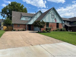 8519 E 64th Street, Tulsa, OK 74133