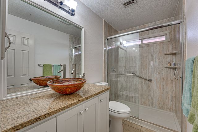 7701 Gillon Drive, Rowlett, TX 75089